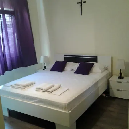 בית הארחה Pansion Veso